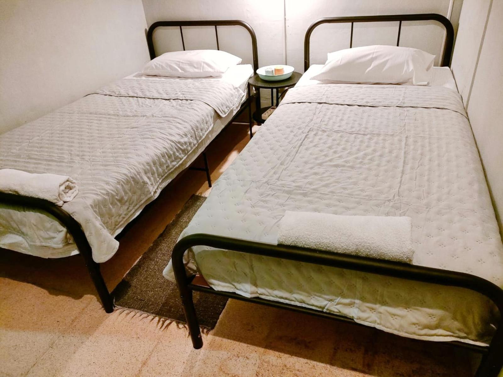 Jeng Tini Guest House Богор Экстерьер фото