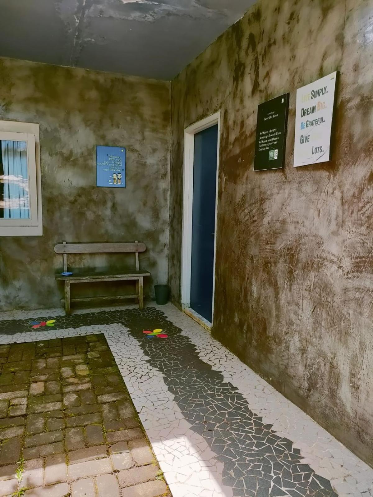 Jeng Tini Guest House Богор Экстерьер фото