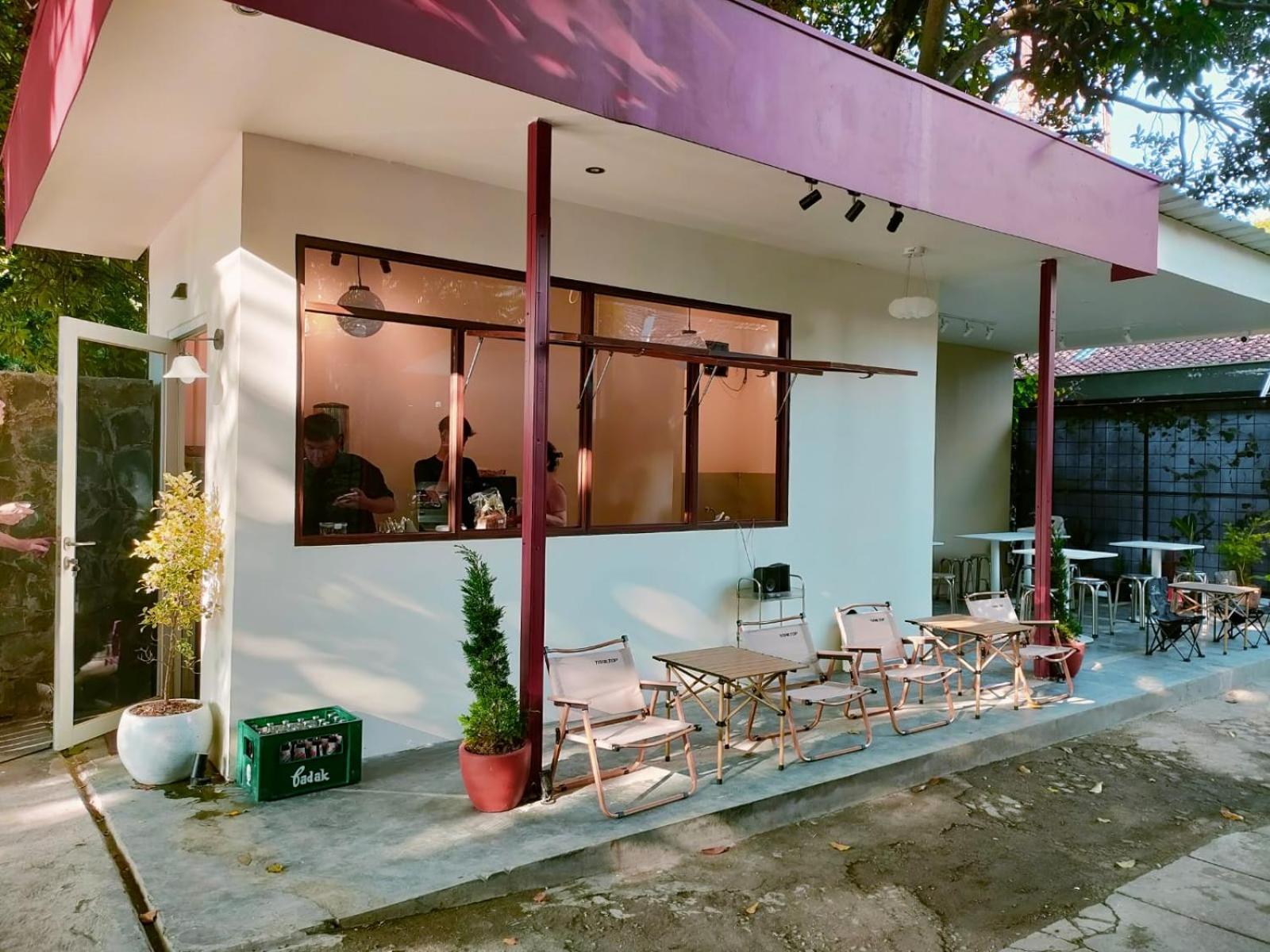 Jeng Tini Guest House Богор Экстерьер фото